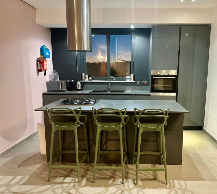 Stunning 2Br Apt In St Julians San Ġiljan Extérieur photo